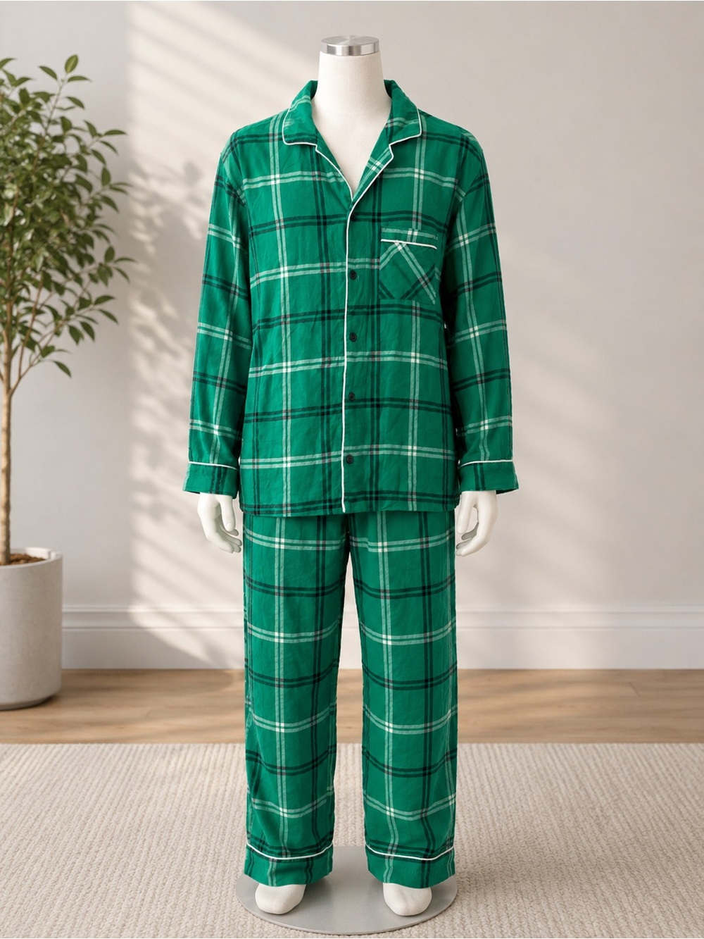 Wondershop Green Plaid Mens Pajama Set with White Trim XL